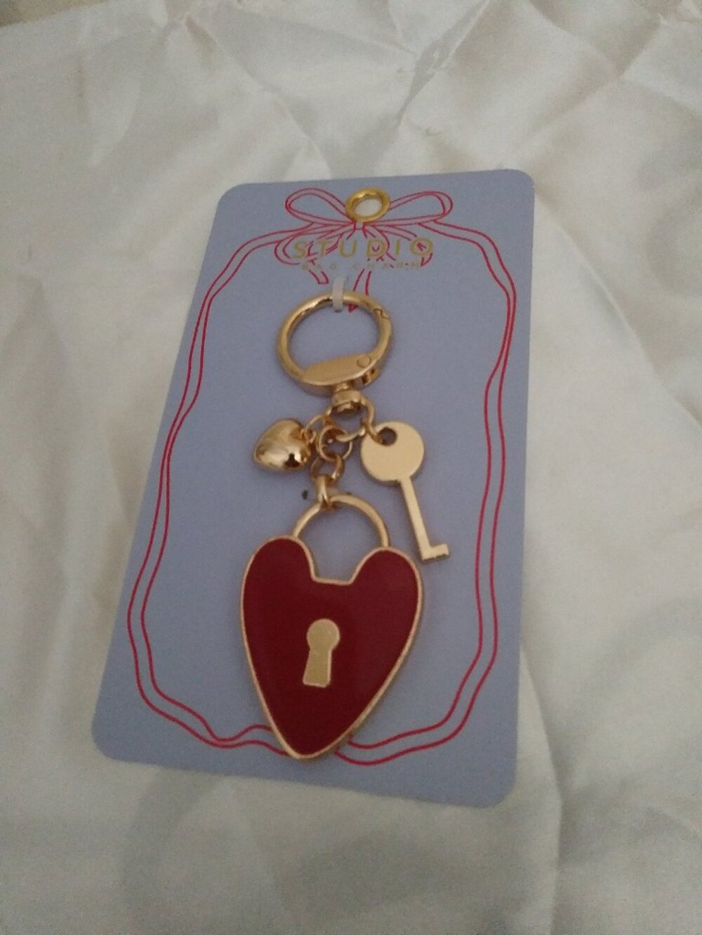 STUDIO HEART SHAPED LOCK AND KEY PURSE/BAG CHARM